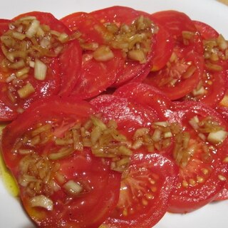 トマトの玉ねぎドレッシングサラダ